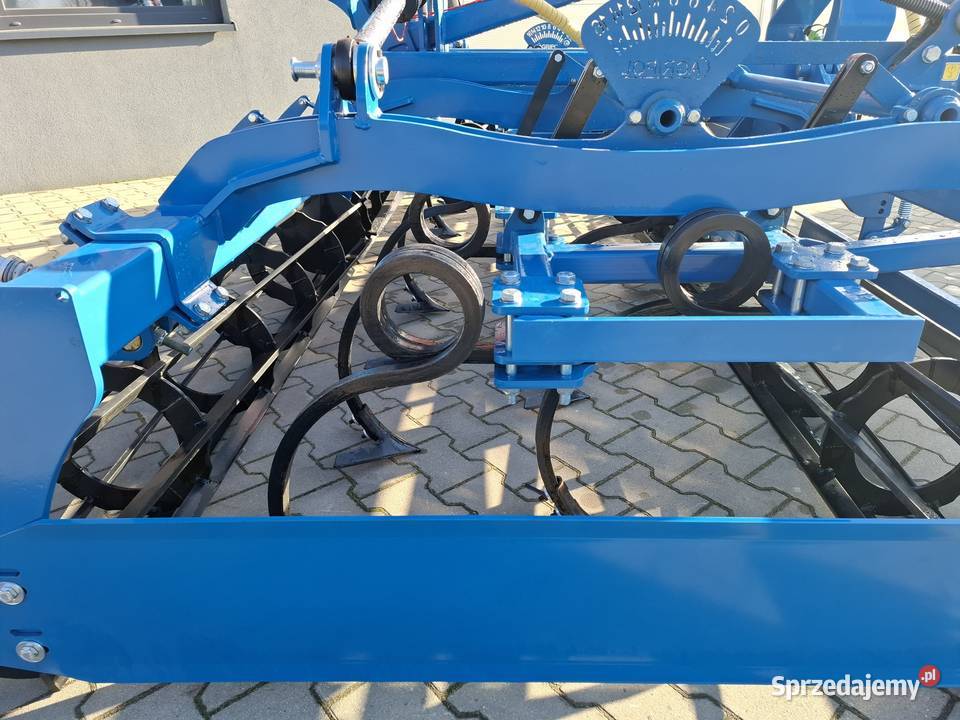 Agregat uprawowy KOMPAKT 4 m AGRIPOL Olesno