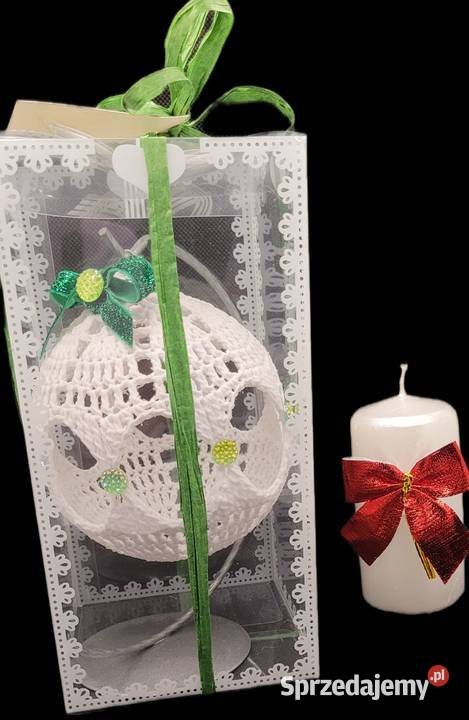 Bombka ręcznie wykonana na stojaku biały Krzywaczka