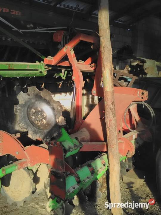 Agregat talerzowy uprawowosiewny Amazone Maszyny uprawowe Lipsko