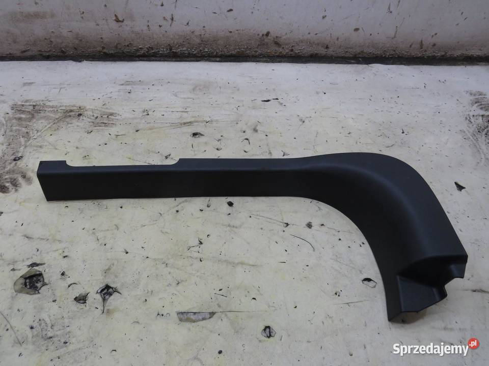 OSŁONA PROGU PRAWA FORD FIESTA MK8 H1BBA13208 osobowe sprzedam