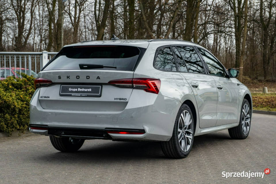 koda Octavia Combi Sportline 15 TSI mHEV 150 DSG Łódź