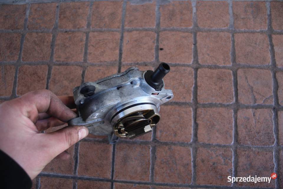POMPA VACU VACUM AUDI A4 B6 20 FSI 06D145100D Pompy podciśnieniowe