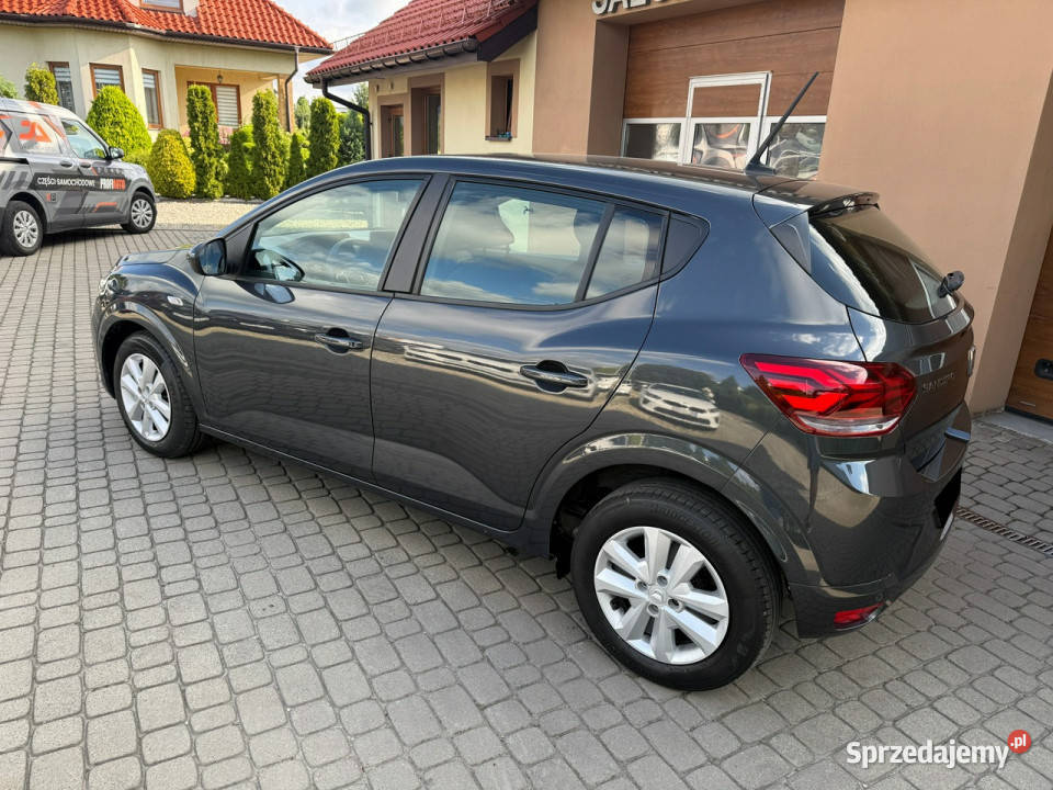 Dacia Sandero 10 SCe 66 Klima CarPlay III 2020 Orzech