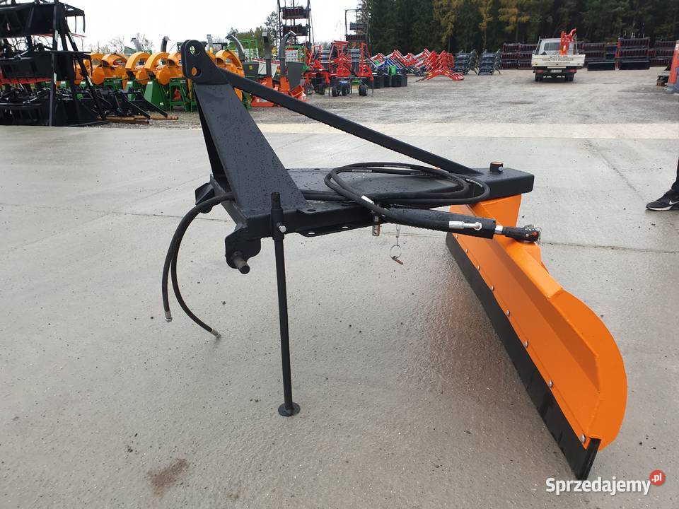Pług OBROTOWY 360 stopni do śniegu na tył C330 Zabłocie