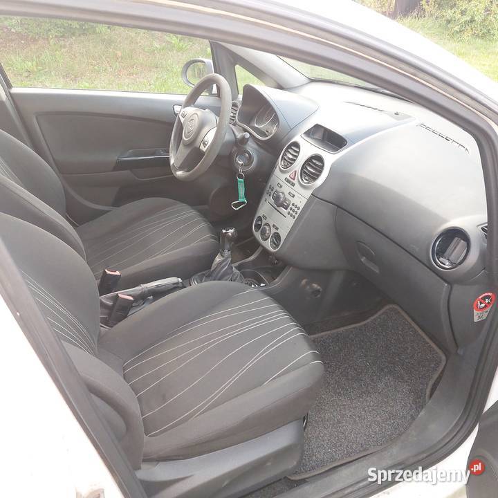 Sprzedam Opel Corsa D 200000km Lubin