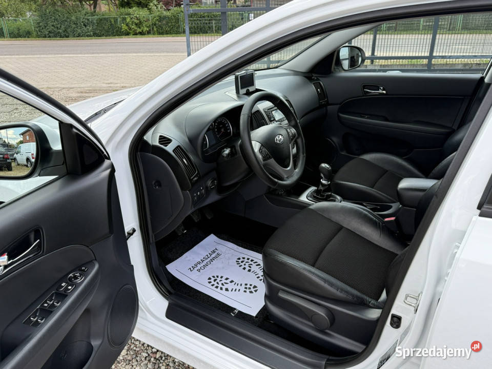 Hyundai i30 liftnavialuserwissuper stanz Niemiec biały Dąbrowa