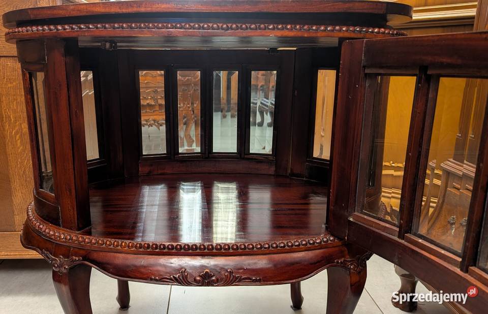 ładny barek z fazowanymi szybkamility śląskie Dąbrowa Górnicza