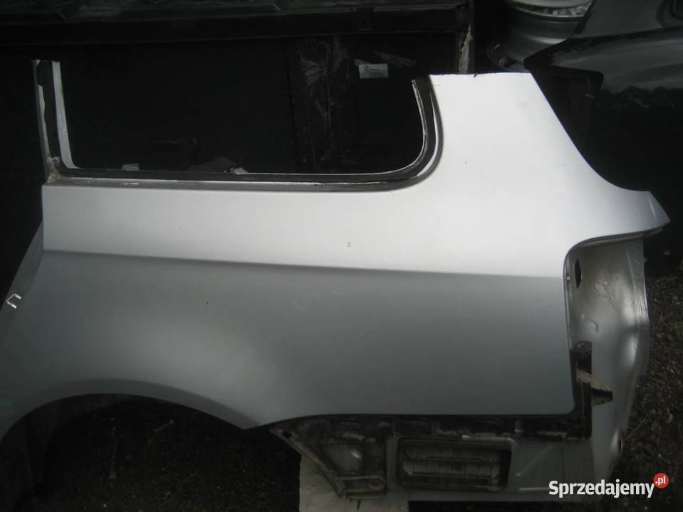 vw passat b6 kombi 0510r błotnik tył lewy kod Rakoniewice sprzedam