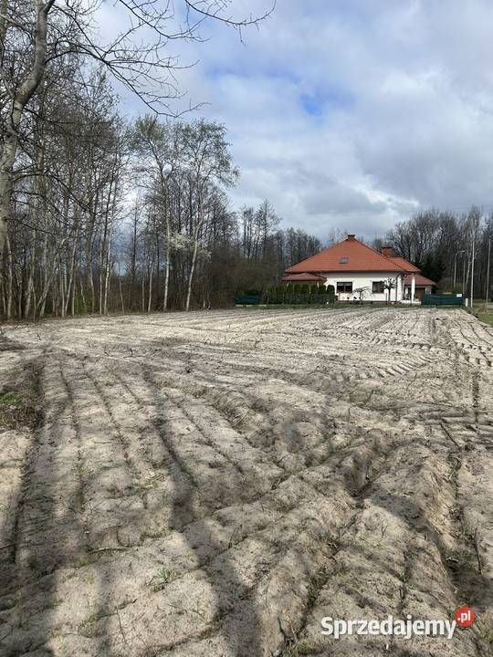 Sprzedam działkę budowlaną UkMN 1350 m2 Cisie 1350m2 Sprzedaż