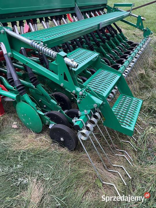 Siewnik talerzowy Agromasz 30m Siewniki i sadzarki Lipno sprzedam