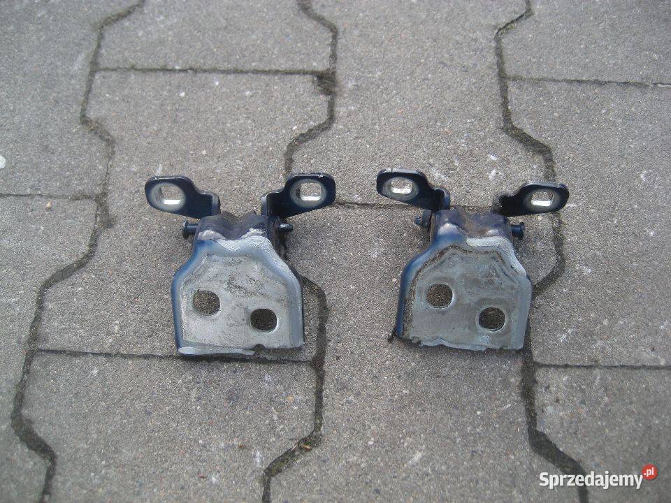 dacia duster lift 1317r zawiasy drzwi tył lewe Pozostałe Rakoniewice