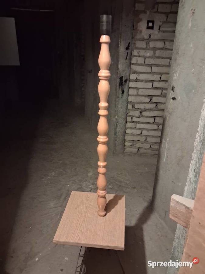 lampa ze stolikiem sprzedam