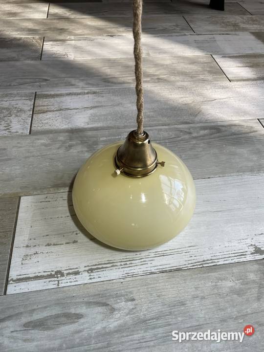 Stara lampa wisząca z kloszem sprzedam