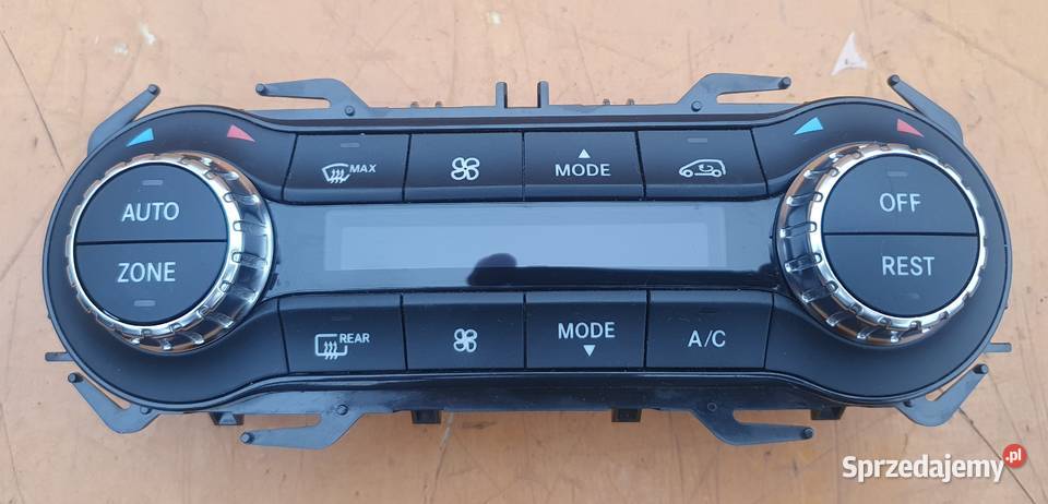MERCEDES W117 W176 W246 PANEL STEROWANIA KLIMATY Rok produkcji 2015 Radom