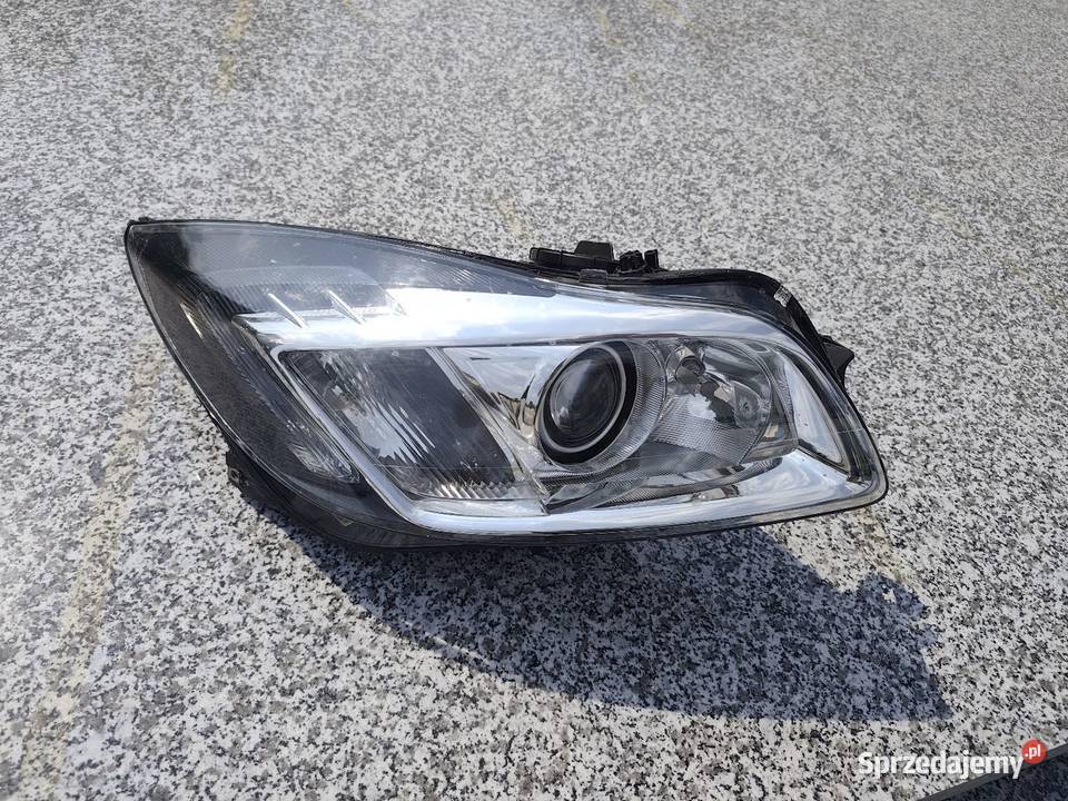 Lampa prawa opel Insignia
