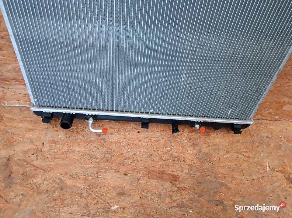 CHŁODNICA WODY SUZUKI GRAND VITARA 2005 20 Lampy przednie wielkopolskie Nowy Tomyśl sprzedam