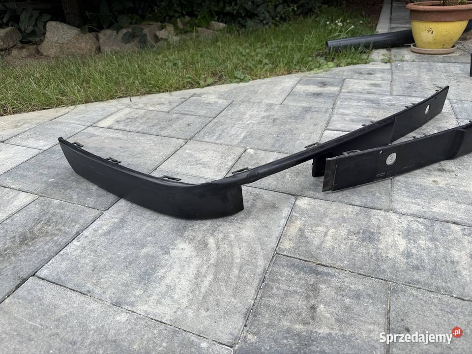 Listwa nakładka zderzaka BMW 3 E30