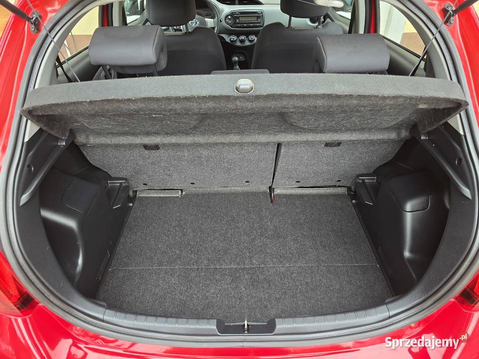 Toyota Yaris 10 VVTi Active bezwypadkowy bardo nieuszkodzony Karczew