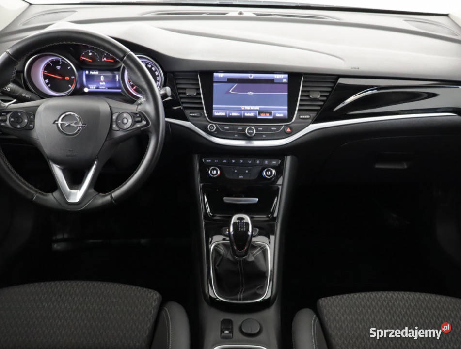 Opel Astra 16 CDTI Bielany Wrocławskie