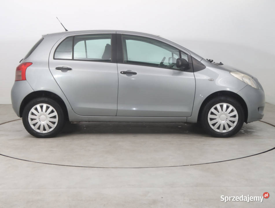 Toyota Yaris 10 VVTi isofix dolnośląskie Bielany Wrocławskie