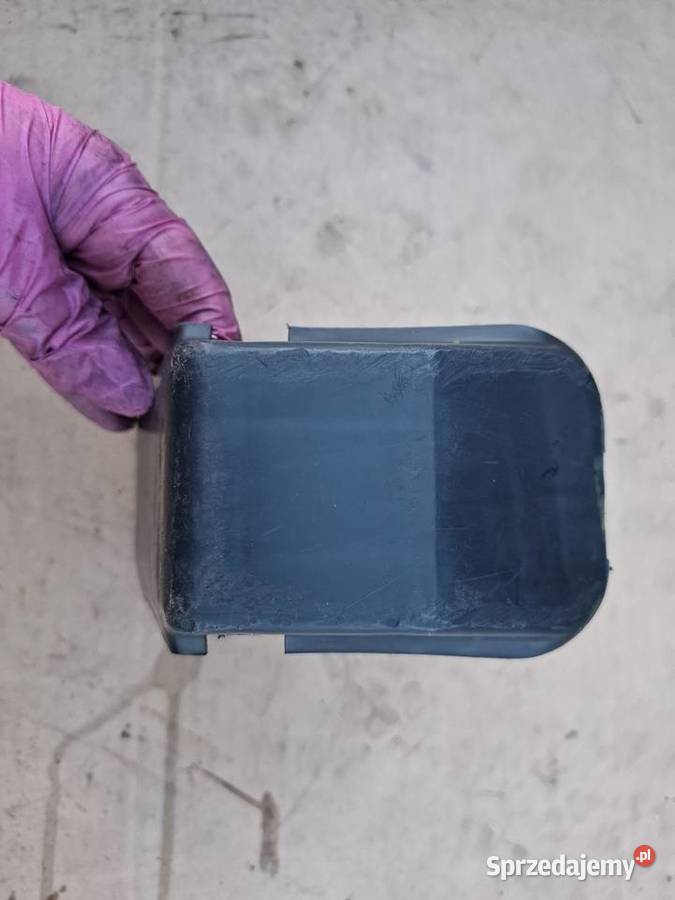 Plastikowa osłona pompy hamulcowej Fiat 126p Strzelce Opolskie sprzedam