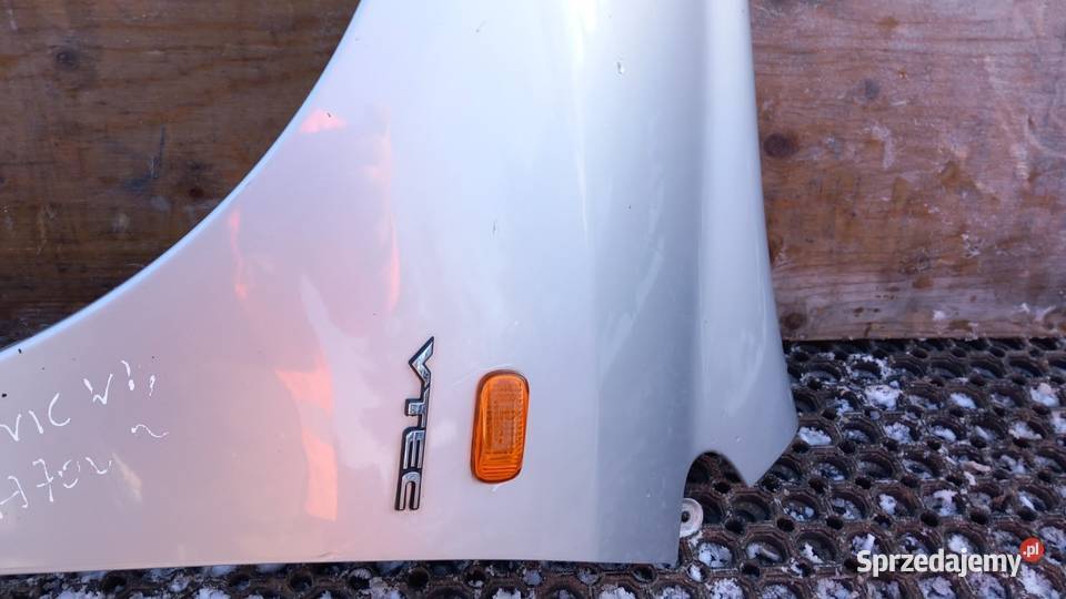 HONDA CIVIC VII BŁOTNIK PRZÓD LEWY NH623M