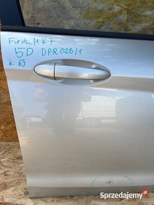 Ford Fiesta 5d kod lak 69 DRZWI PRZÓD PRAWY wielkopolskie Słowikowo
