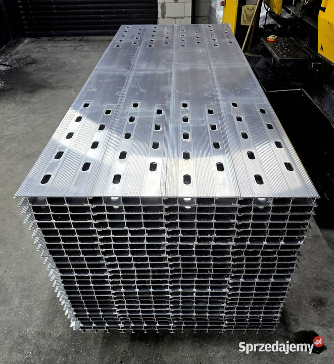 Panel podłogowy ALU 2x wzmoc 230x20x3 otwor Lubanie