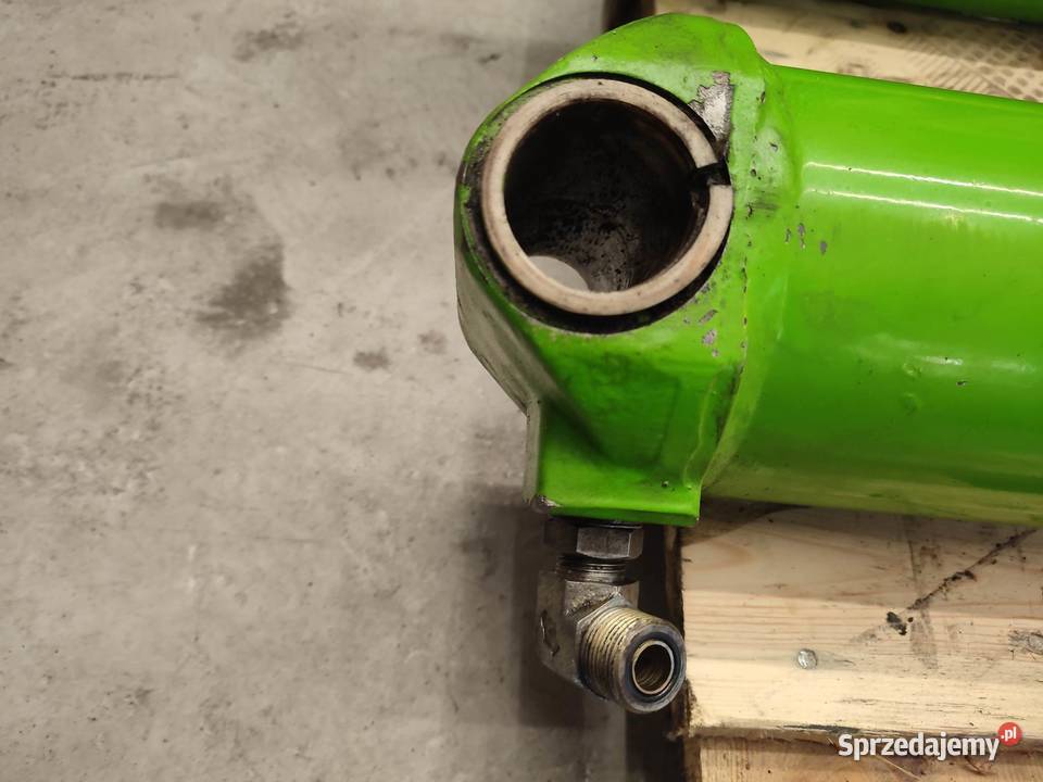 Siłownik wychyłu Merlo P 6010 EV Wilkowo sprzedam