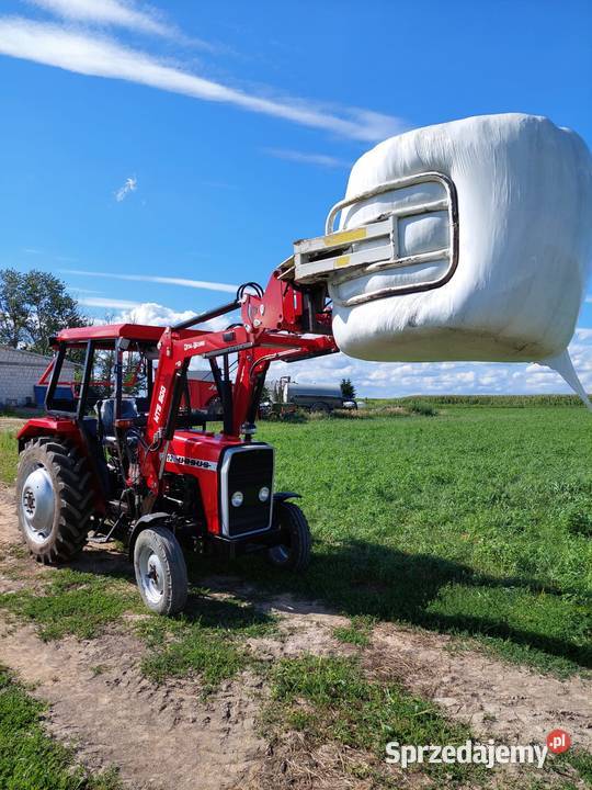 Ładowacz czołowy MTS900 do małego ciagnika MF