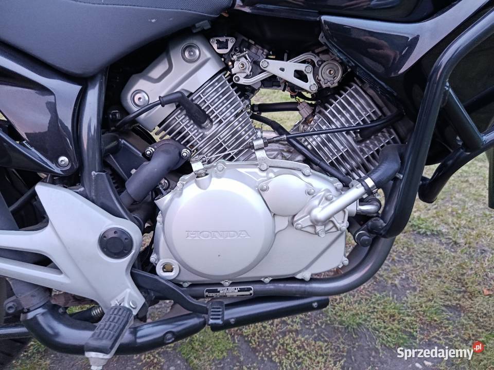 Honda Varadero 125 2010r śląskie Częstochowa