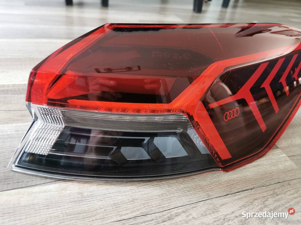 światło prawe Audi Q4 ETron 89A945070 dolnośląskie Świerzawa