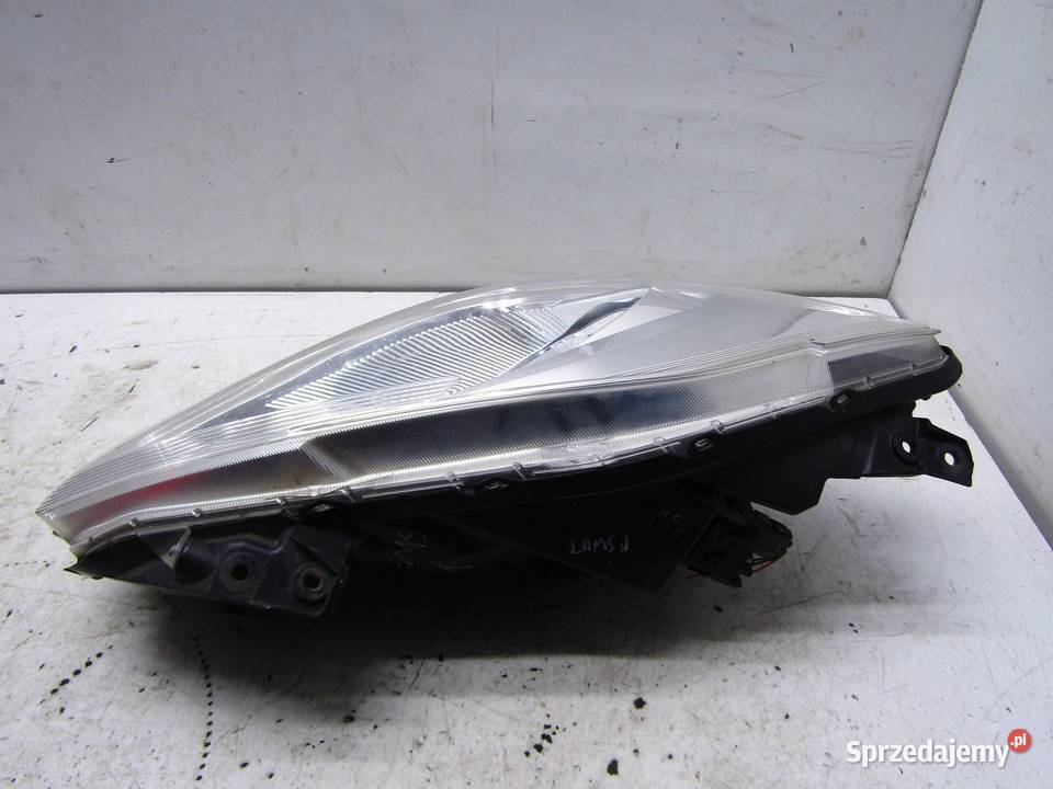 LAMPA PRZEDNIA PRAWY PRZÓD SUZUKI SWIFT VI MK8 Lampy przednie