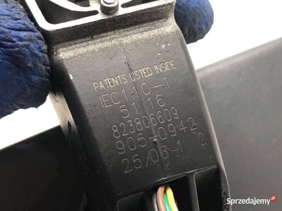 LUSTERKO WEWNĘTRZNE BMW E53 823806609 SUV 0006 osobowe sprzedam