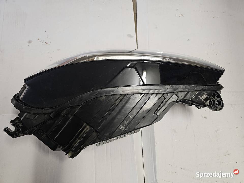 Lampa przednia lewa matrix Audi 80A941035G 6200km Tarnowiec