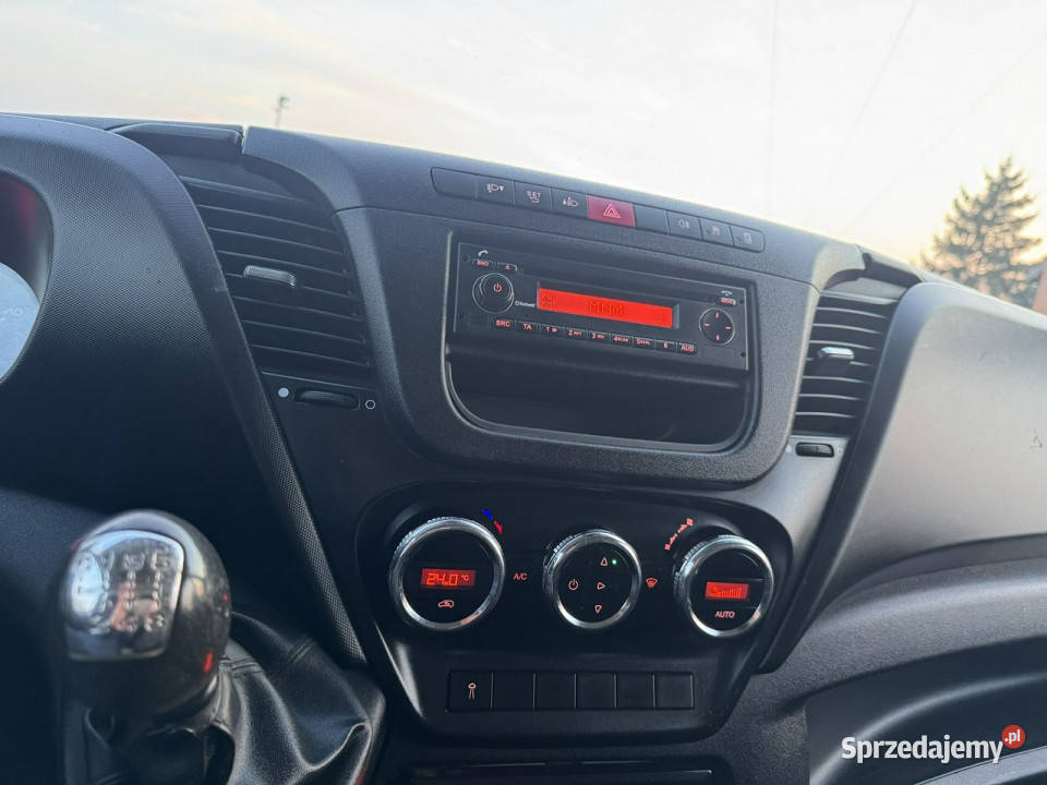 Iveco Daily 4015 30 Hpi Klima Bliźniak furgon Karolinki