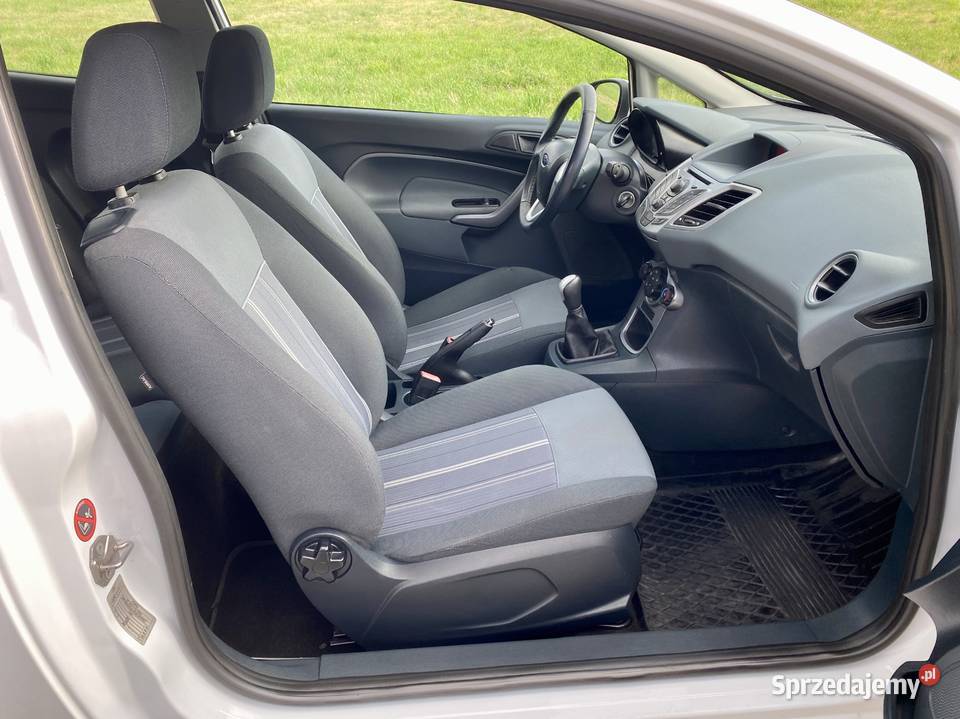 Ford Fiesta 16d 45 l100 niski przebieg biały Wieliszew