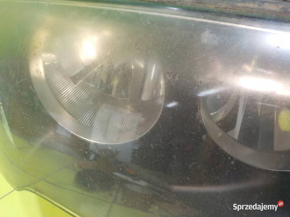 BMW X3 E83 25 B 05r lampa prawa przod 0301210604 osobowe