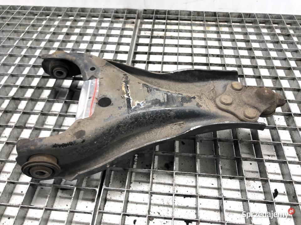 WAHACZ PRAWY PRZÓD DACIA DUSTER Hatchback 1018