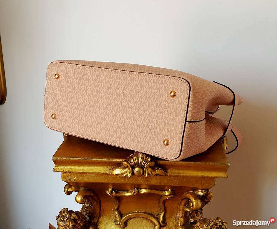 MICHAEL KORS KUFEREK BRELOK CHARMS MONOGRAM Bydgoszcz