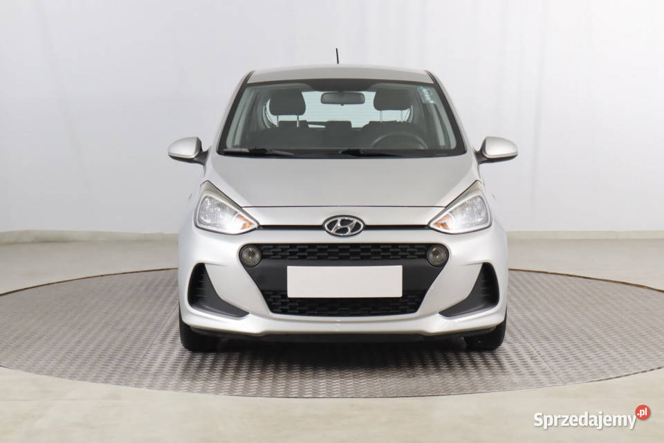 Hyundai i10 10 Rok produkcji 2016 i10 Zabrze