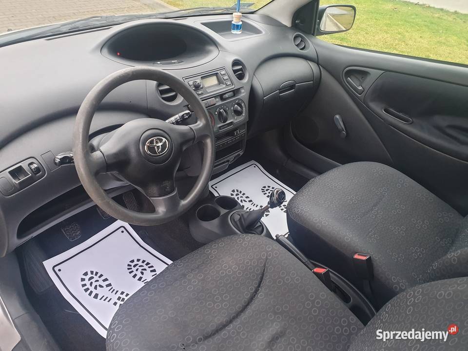 Toyota Yaris 10 Benzyna 2003r Salon 5 osobowy 65 Poznań