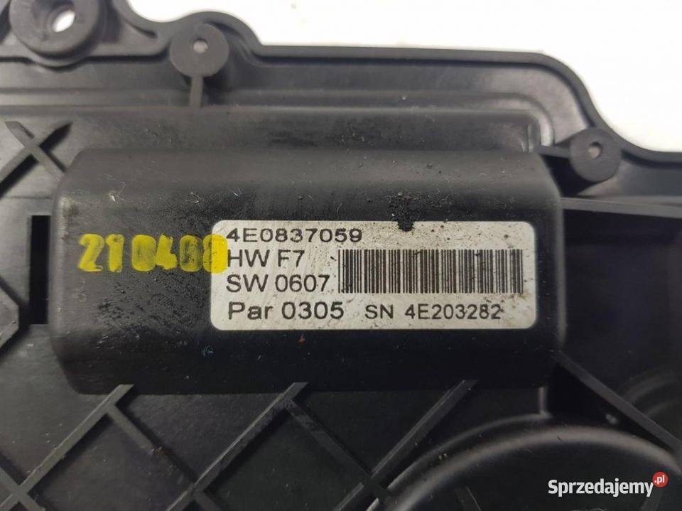 DOCIĄG DRZWI A8 D3 4E0837059 kujawsko-pomorskie Lipno