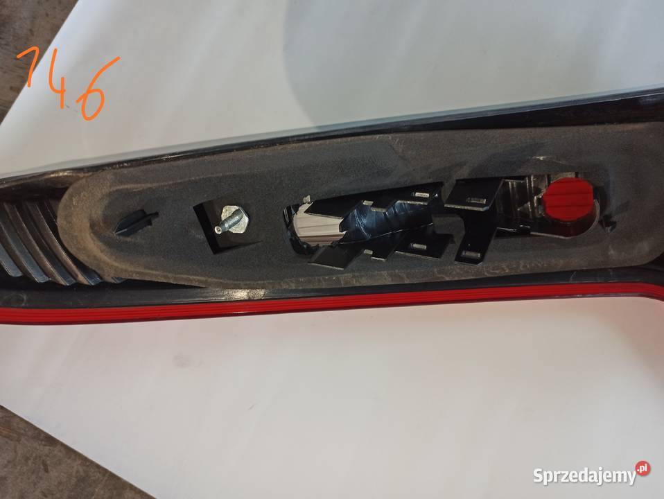 Lampa Prawa Tył VOLVO V50 146 Radzyń Podlaski