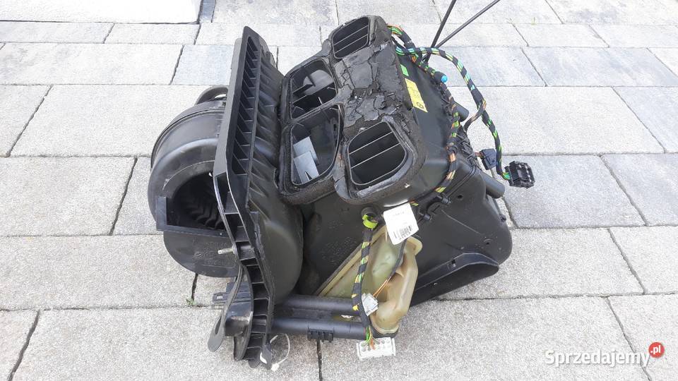 Nagrzewnica BMW E36 8 391 243 Lusowo