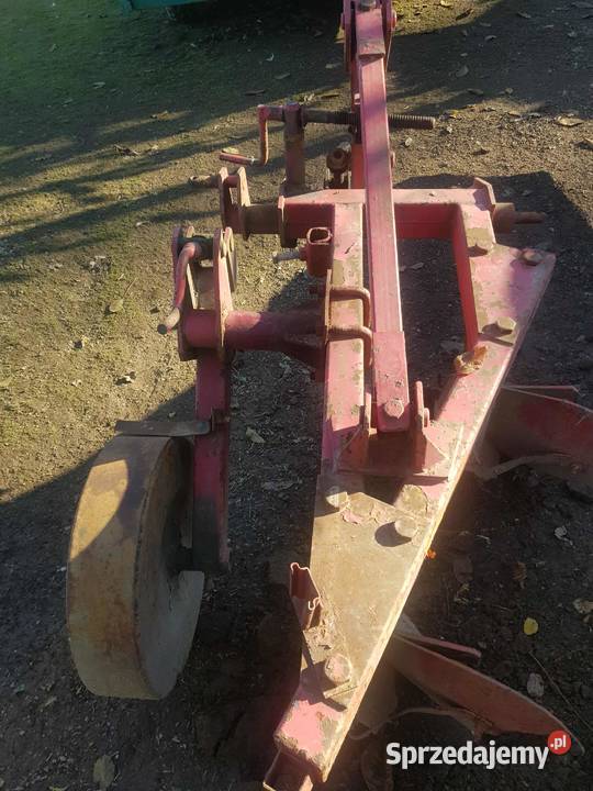Pług dwuskibowy Maszyny rolnicze