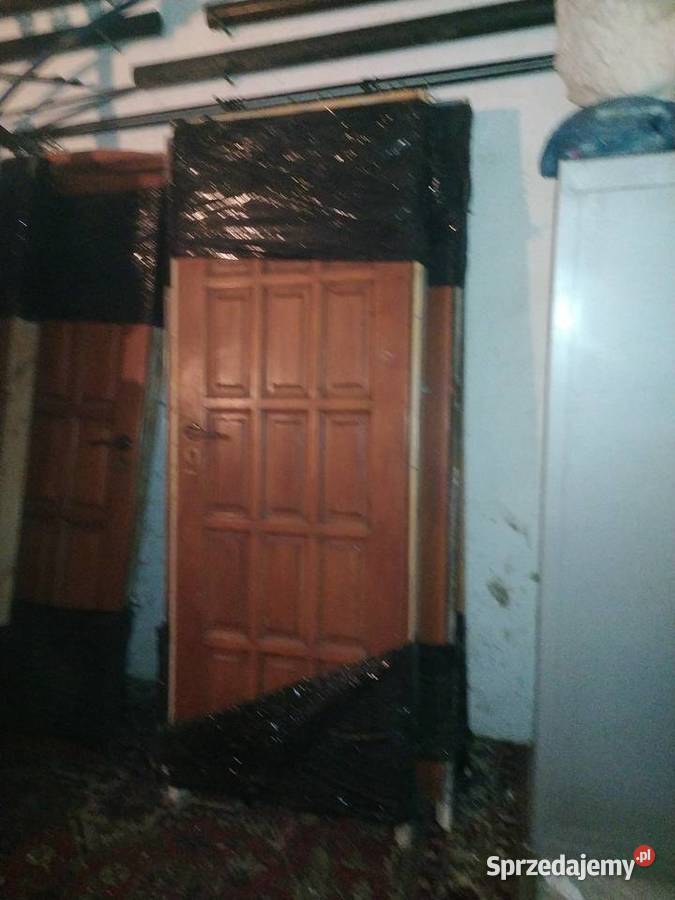 Drzwi wewnętrzne drewniane stolarka lewe prawe Zielonka