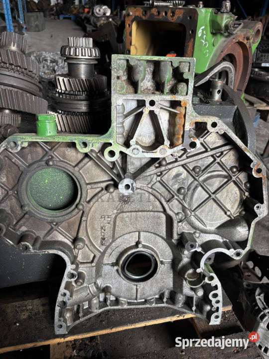 John Deere wiele modeli osłona rozrządu R504725 Jastrzębniki