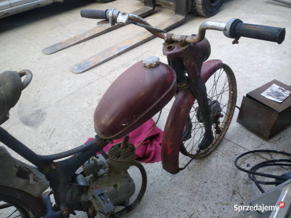 Motorower Komar 232 sztywniak na pedały silnik uszkodzony Skierniewice