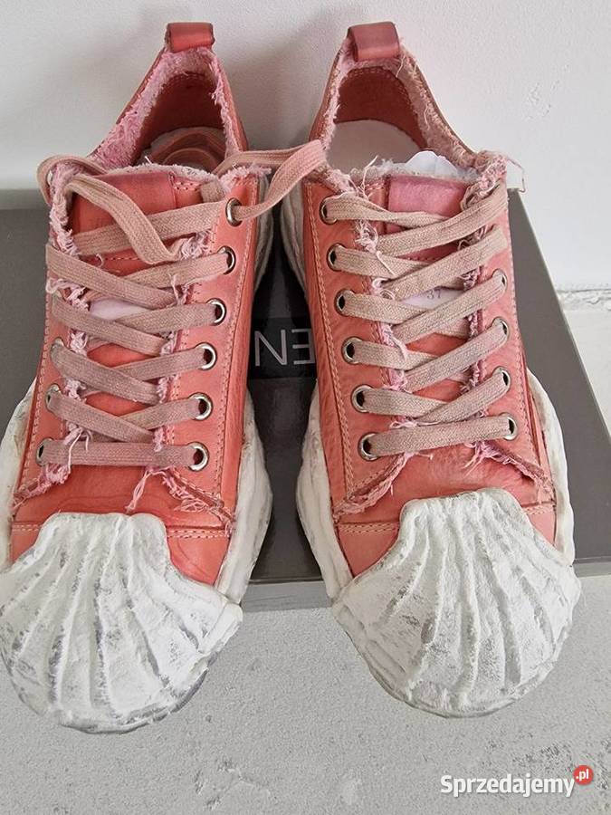 Snekersy Buty sportowe Trampki 37 Venezia Żywiec